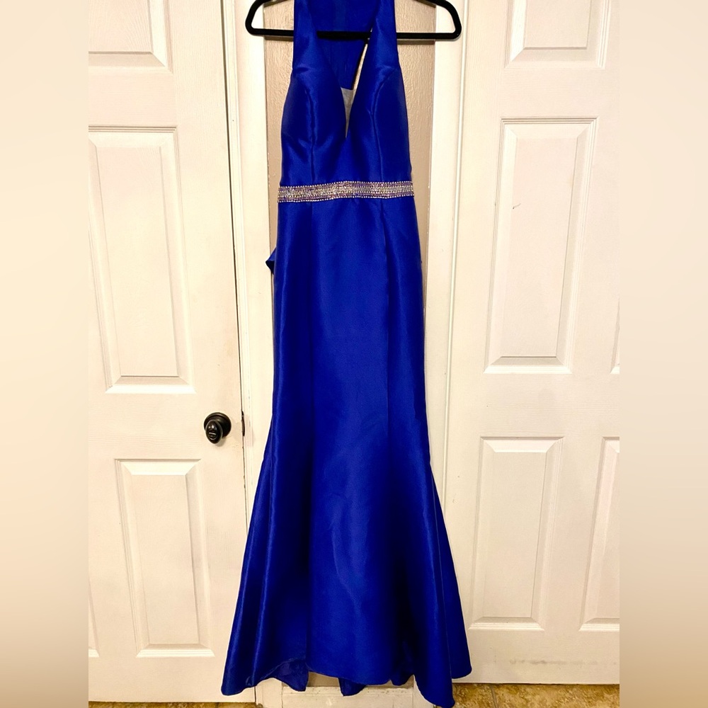 Formal Prom Dress. - Picture 3 of 5